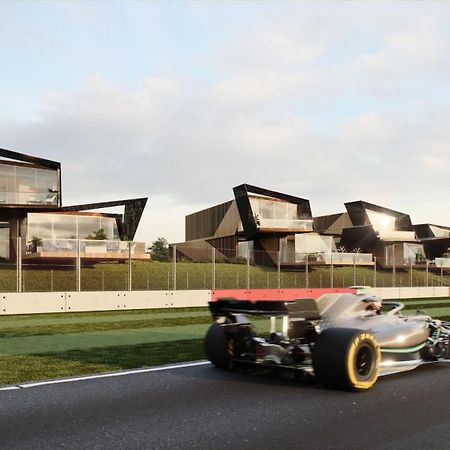 Escapade Silverstone Towcester Exterior foto