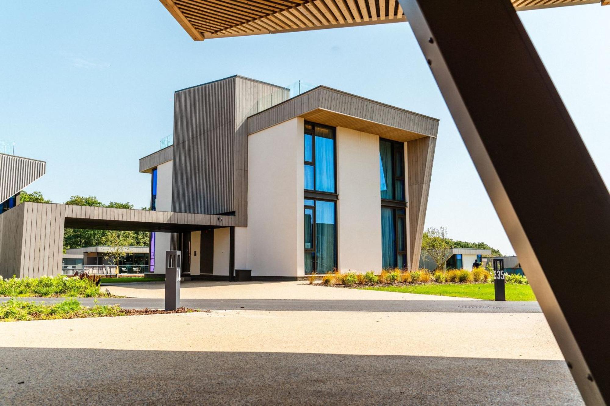 Escapade Silverstone Towcester Exterior foto